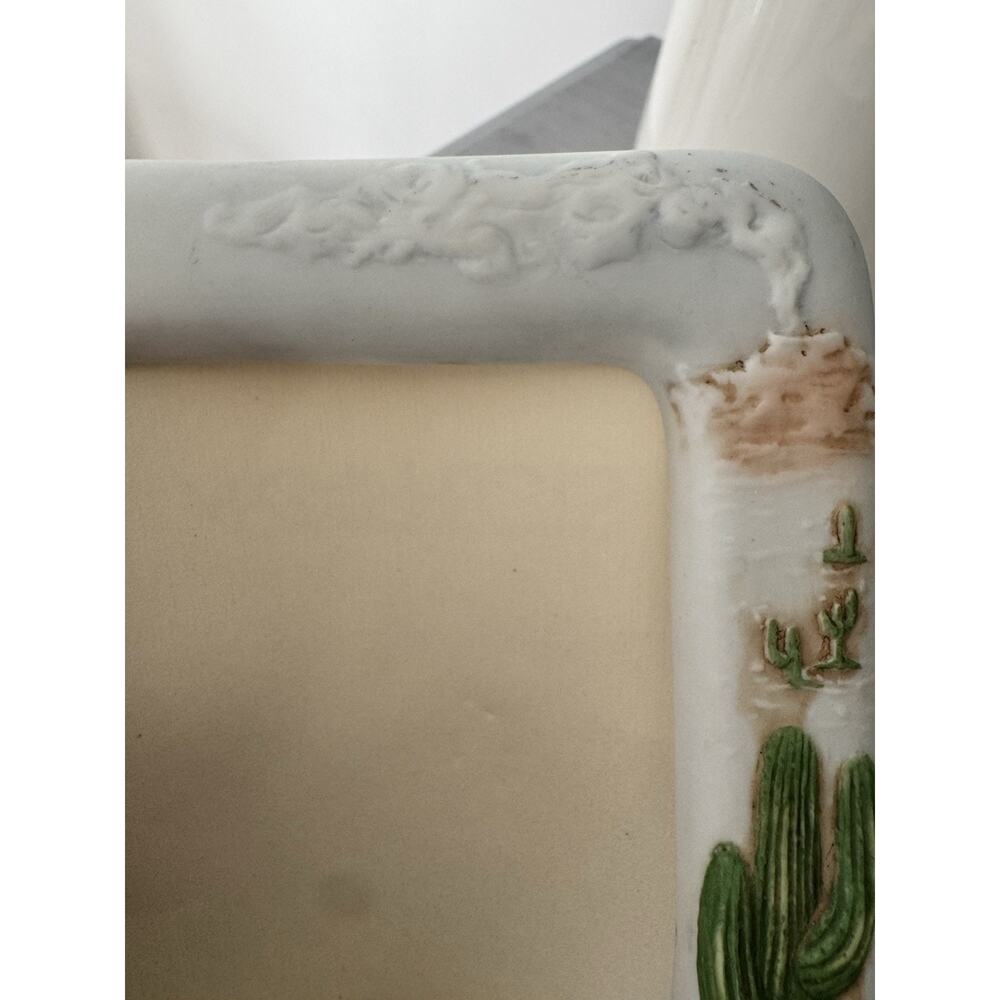Perillo Porcelain Picture Frames 'Little Maiden' 'Little Maiden' 3x5" - Picture 5 of 11